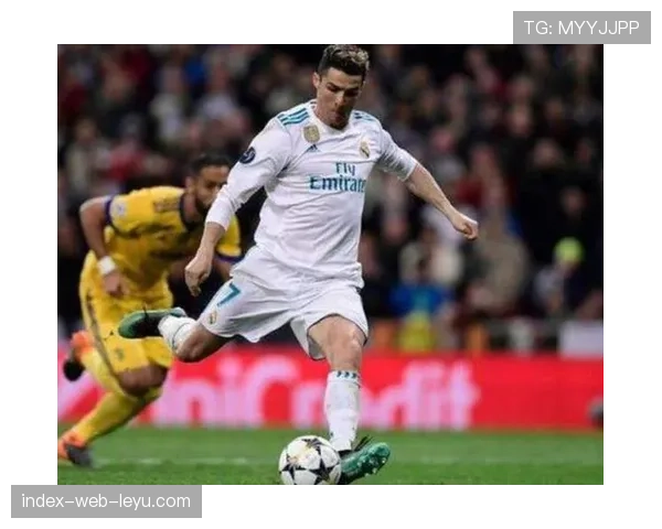 技术统计：半场结束，达姆施塔特已因高位压迫战术领到三张黄牌